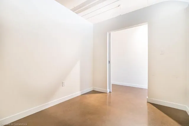 Additional property image - 66 Bay St Unit 613