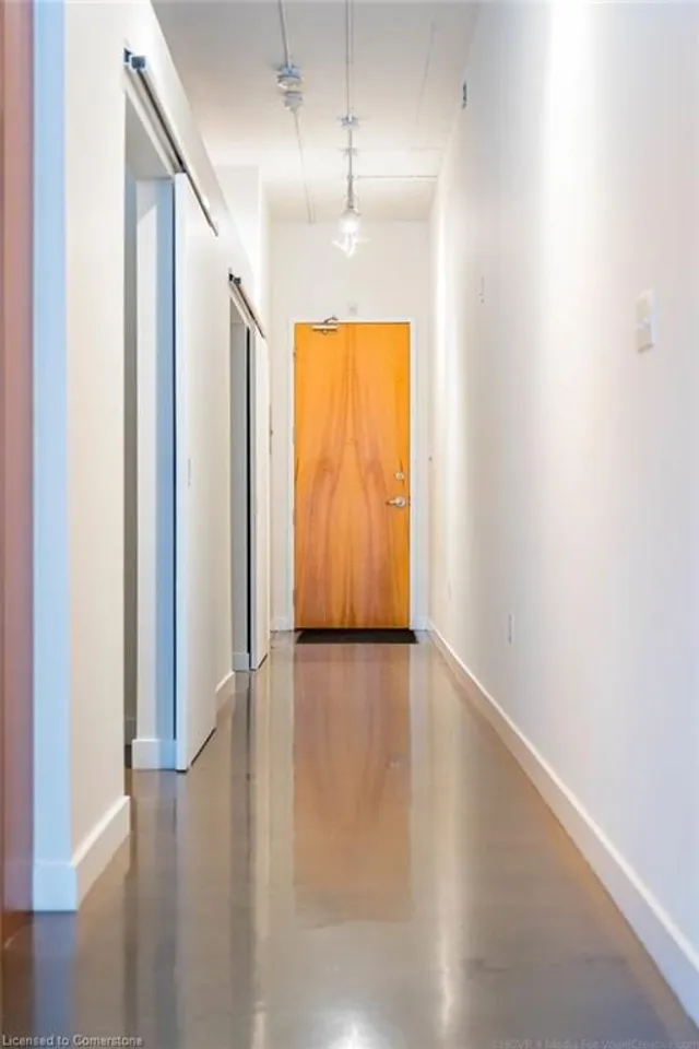 Additional property image - 66 Bay St Unit 613