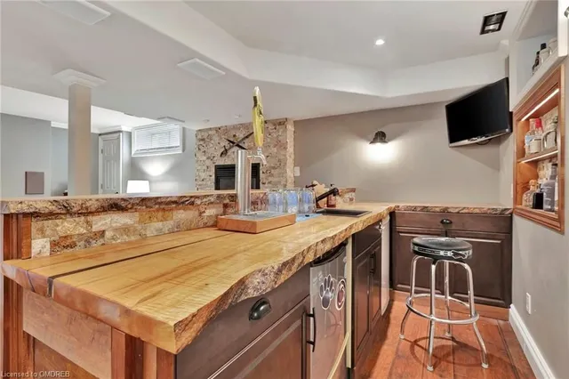 Additional property image - 1 Woodspring Crt Unit 23