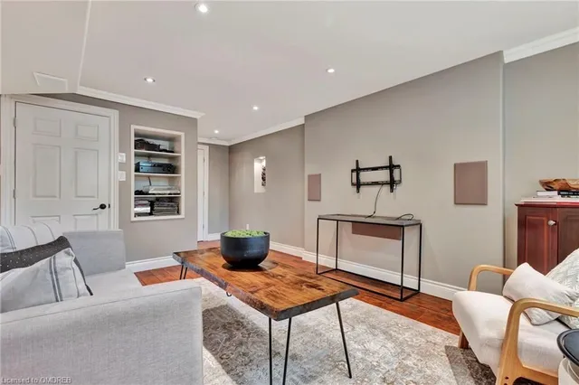 Additional property image - 1 Woodspring Crt Unit 23