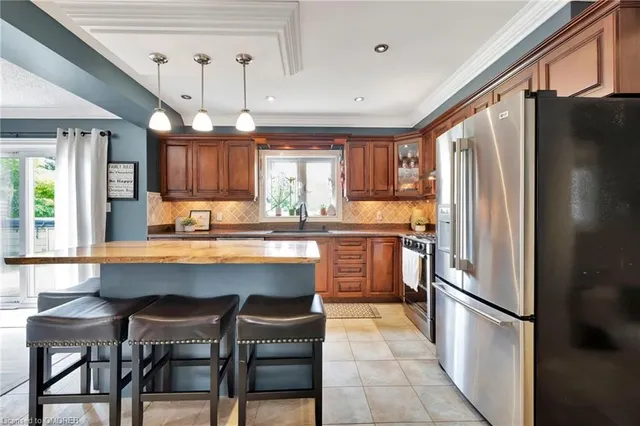 Additional property image - 1 Woodspring Crt Unit 23