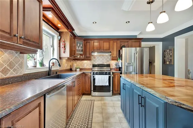 Additional property image - 1 Woodspring Crt Unit 23