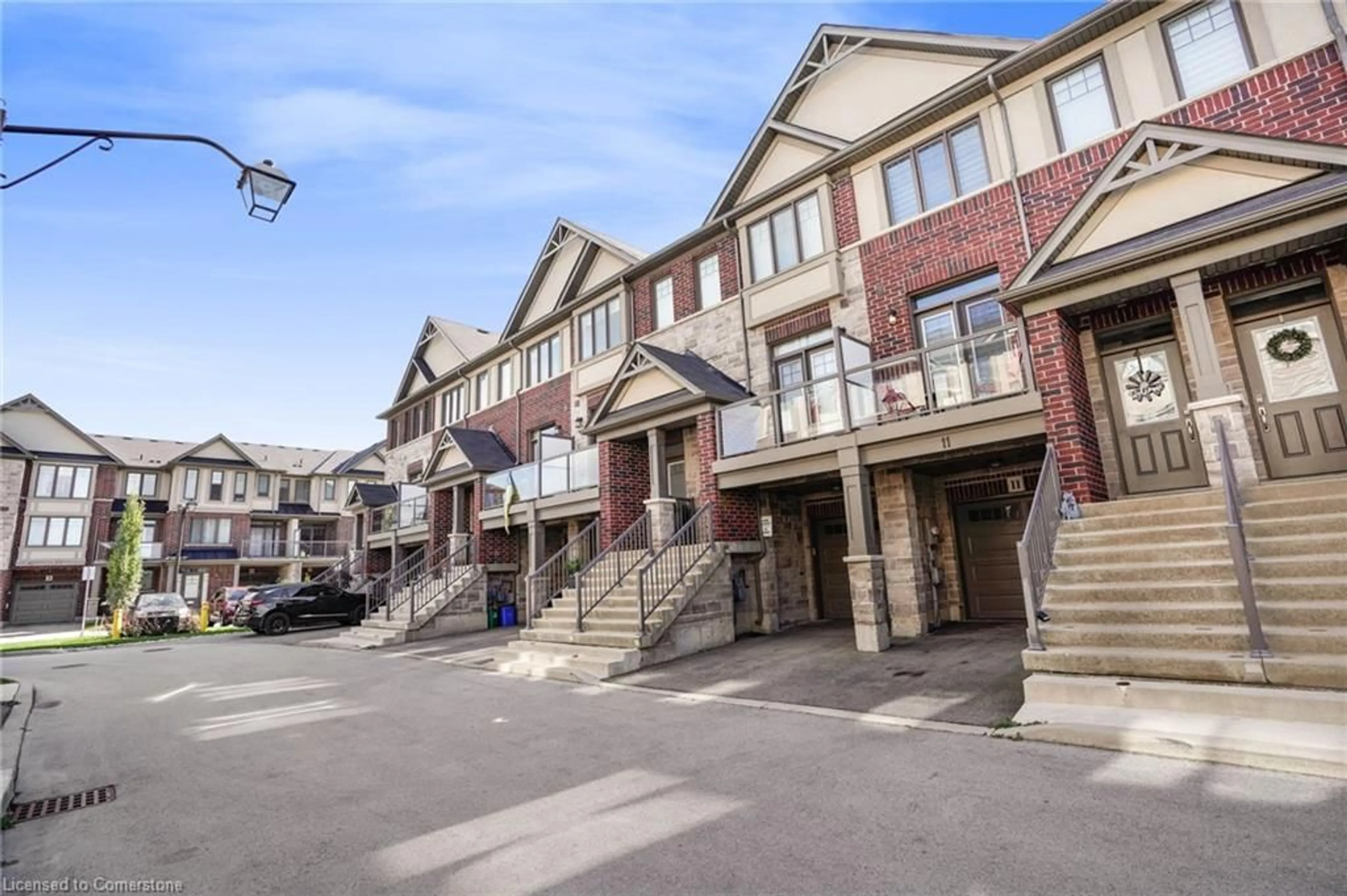 A pic from exterior of the house or condo, the street view for 11 Pringle Lane, Ancaster Ontario L9G 0H2