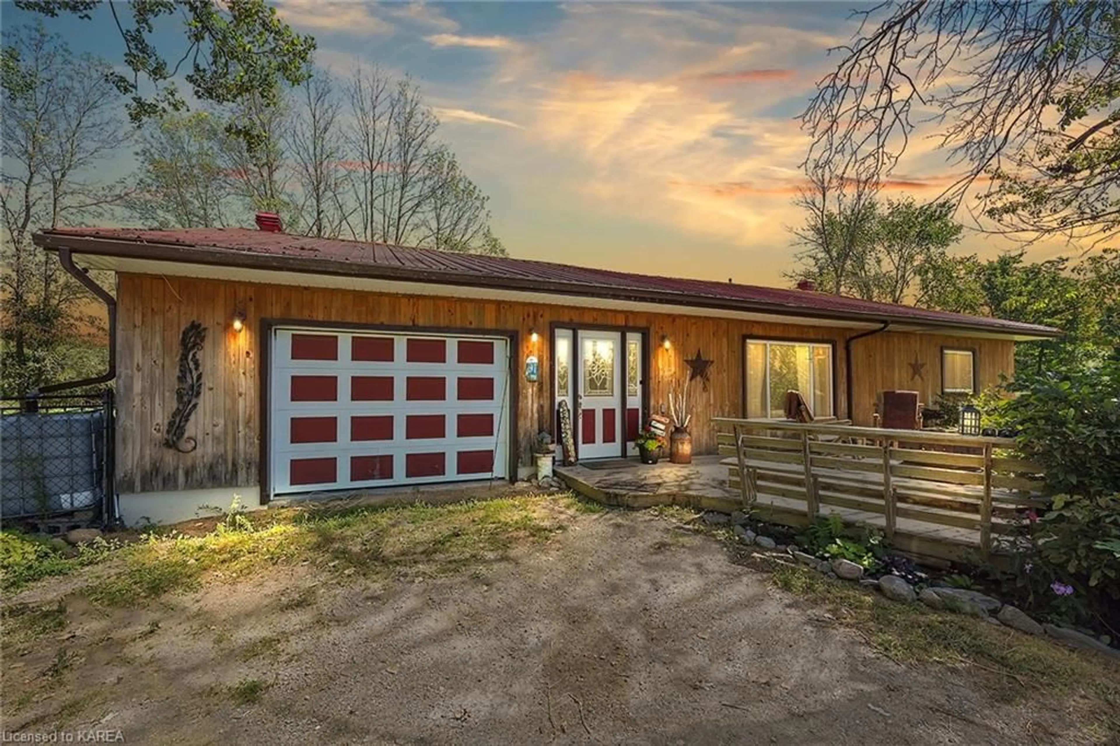 Indoor entryway, wood floors for 1743 County Road 27, Centreville Ontario K0K 2S0