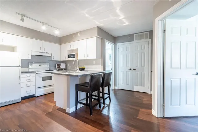 Additional property image - 4015 Kilmer Dr Unit 308