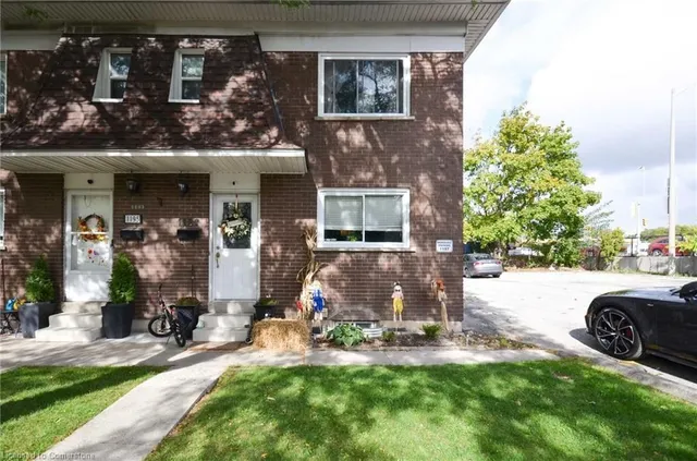 Additional property image - 1197 Nottingham Ave Unit 16