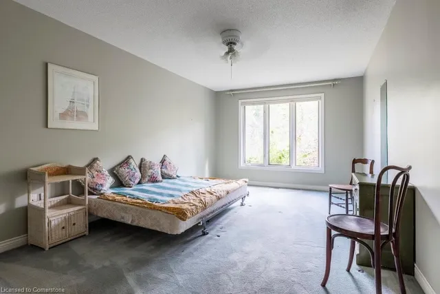 Additional property image - 60 Dundas St Unit 15