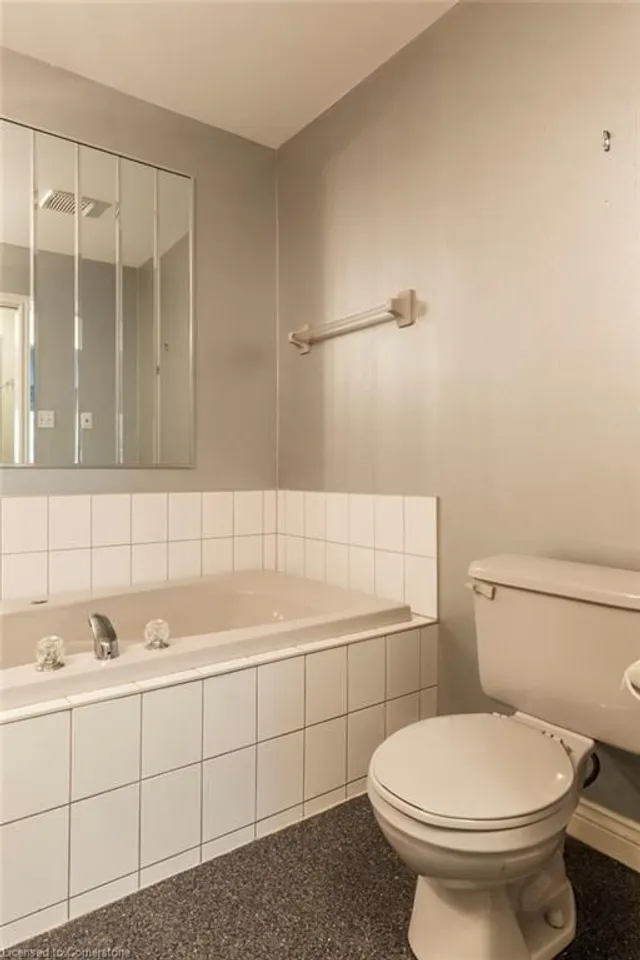 Additional property image - 60 Dundas St Unit 15