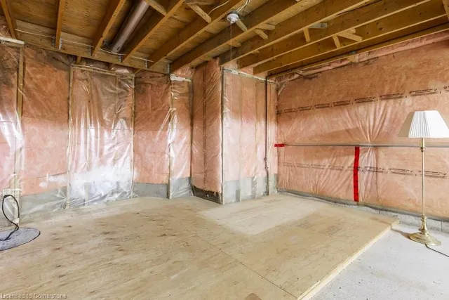 Additional property image - 60 Dundas St Unit 15