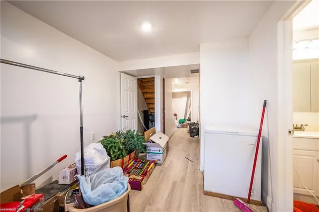 Additional property image - 39 Dahlia St