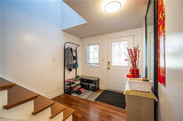 Additional property image - 39 Dahlia St