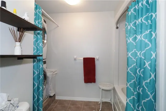 Additional property image - 950 Highland Rd Unit 15