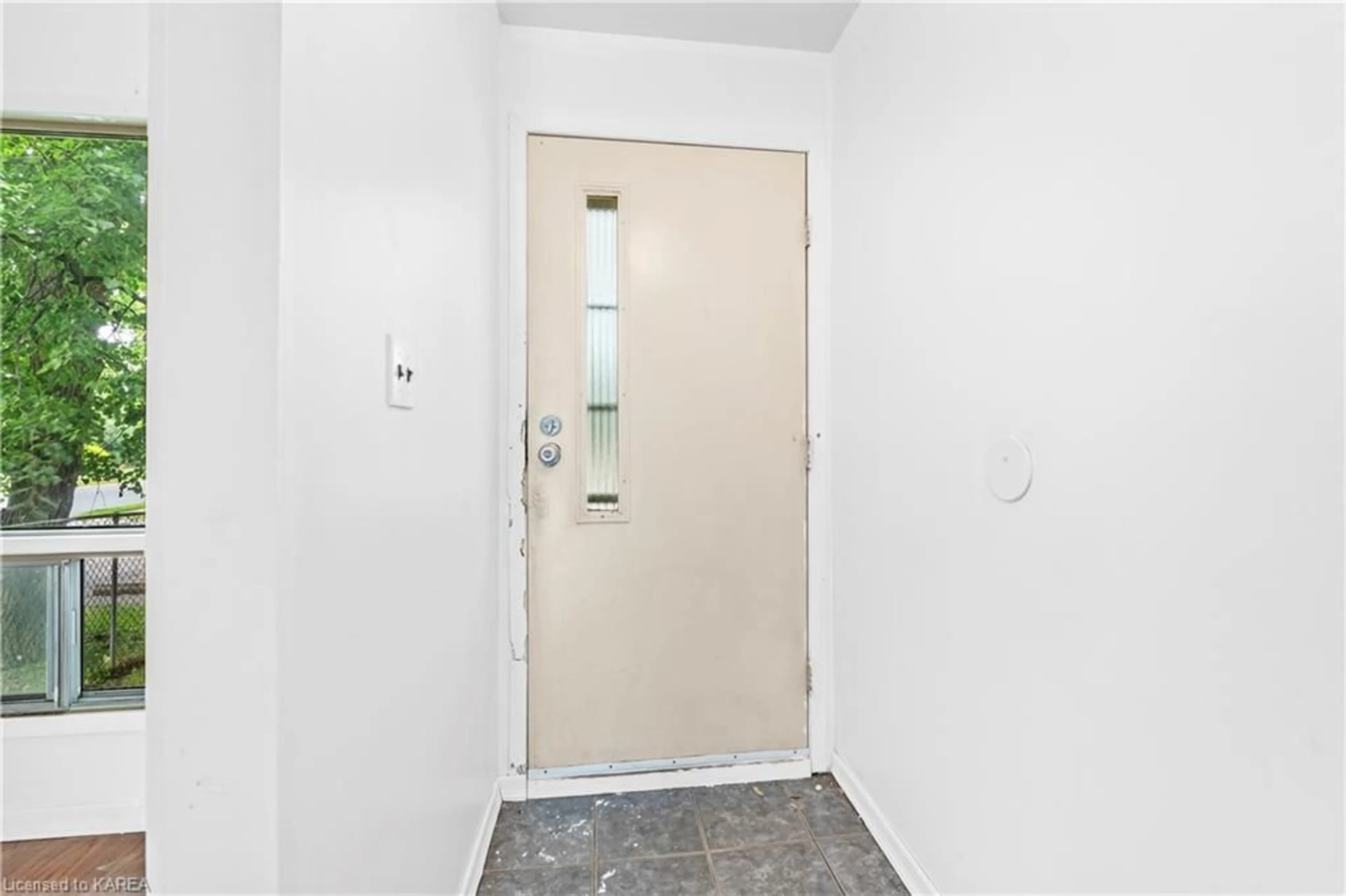 Indoor entryway, not visible floor for 23 Addington St #23, Amherstview Ontario K7N 1C6