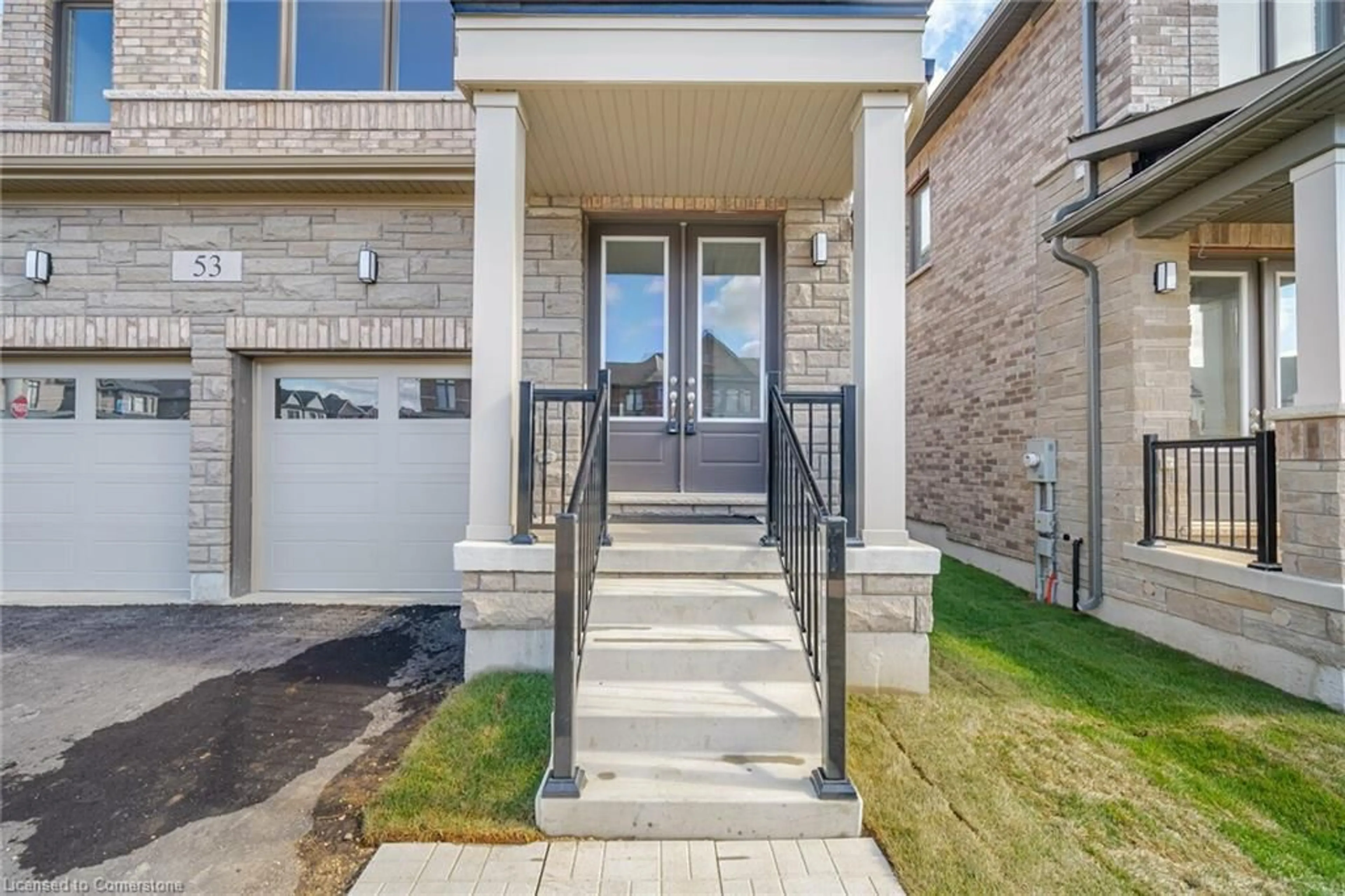 Indoor entryway, ceramic floors for 53 Robert Wyllie St, Ayr Ontario N0B 1E0