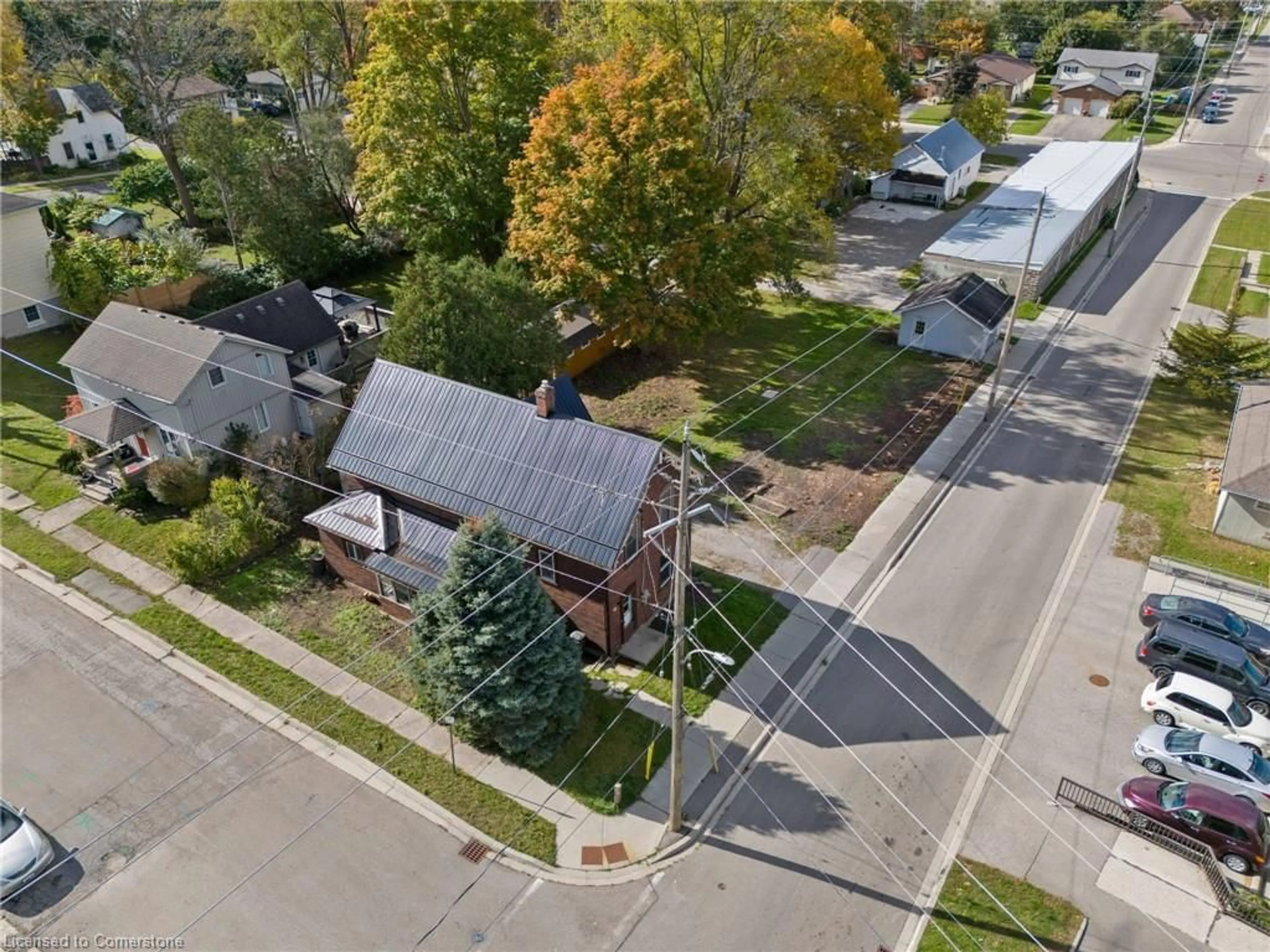 Frontside or backside of a home, the street view for 40 Nichol St, Waterford Ontario N0E 1Y0