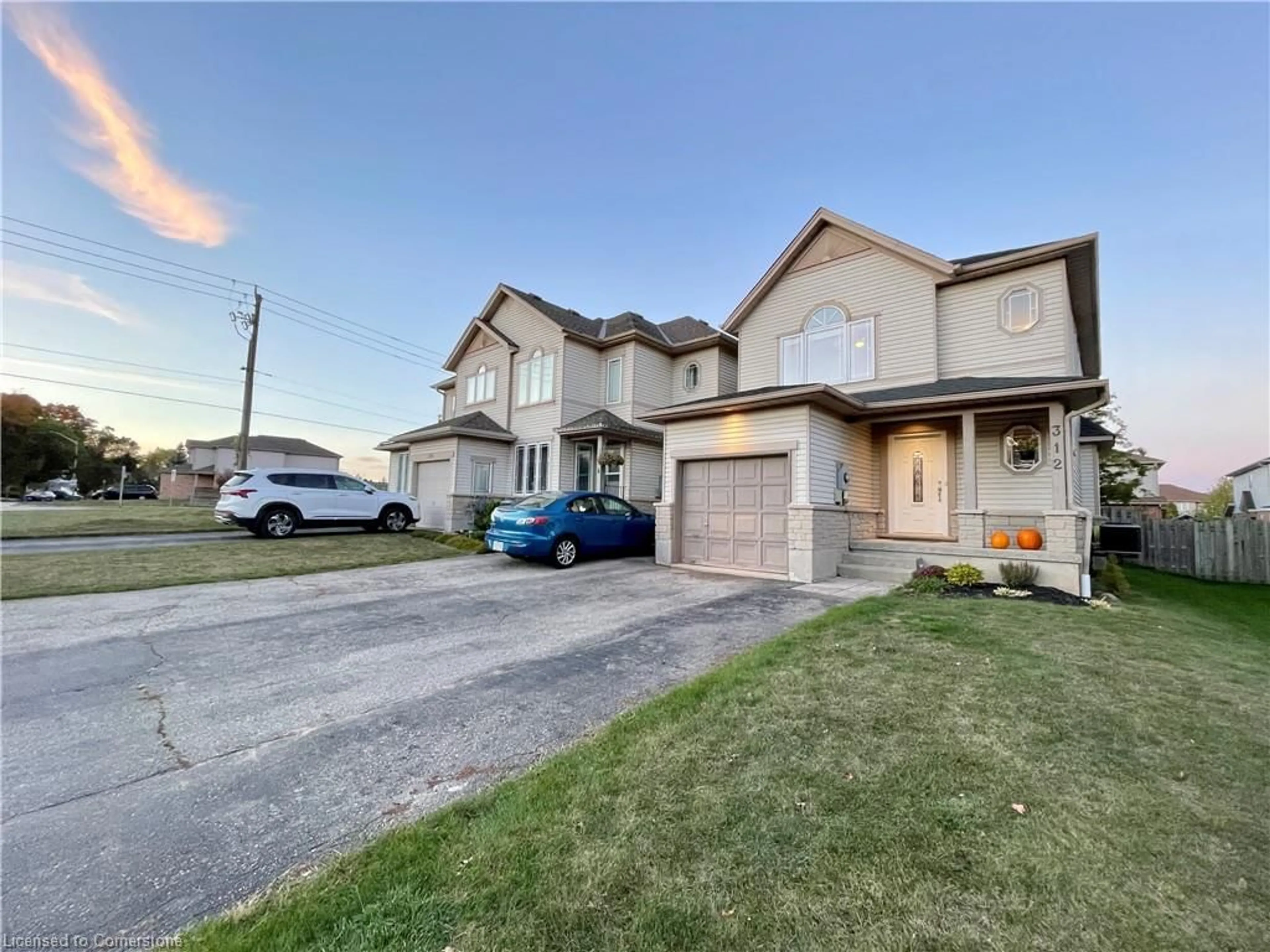 A pic from exterior of the house or condo, the street view for 312 Pastern Trail, Waterloo Ontario N2K 3Z3