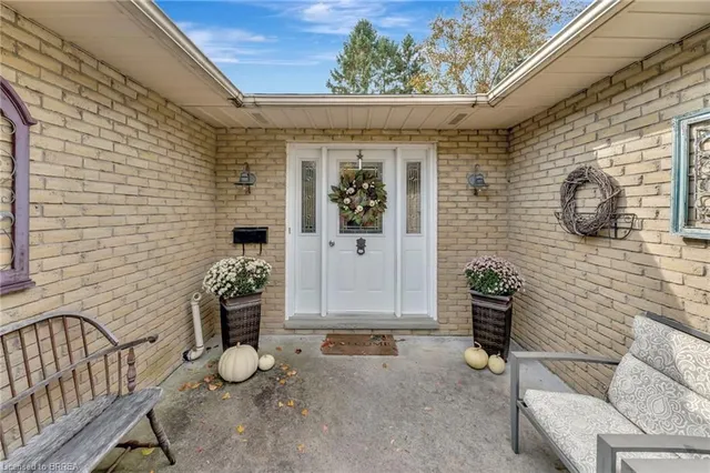 37 Miller Cres, Simcoe 3