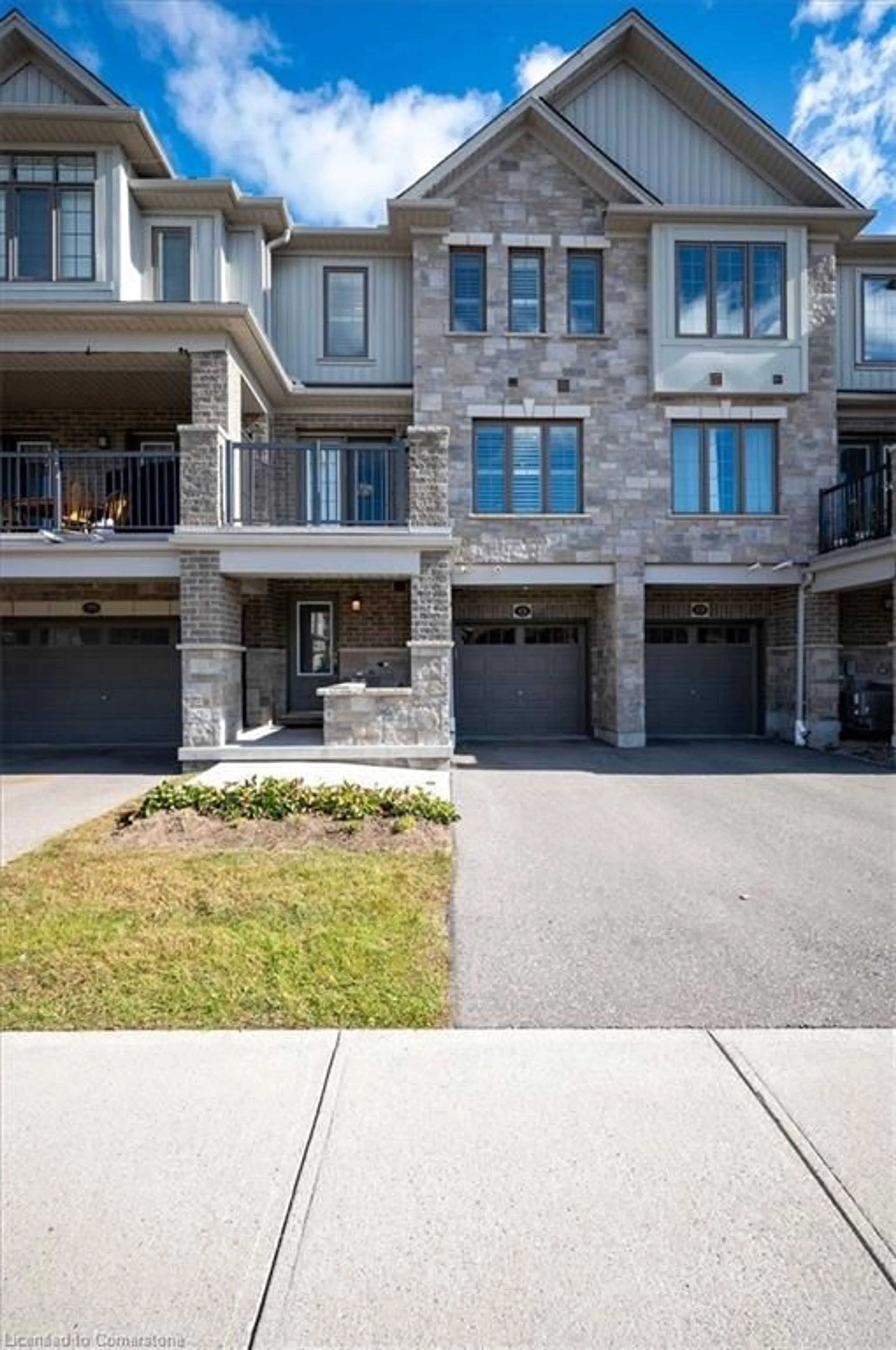 A pic from exterior of the house or condo, the street view for 101 South Creek Drive, Kitchener Ontario N2P 2N3