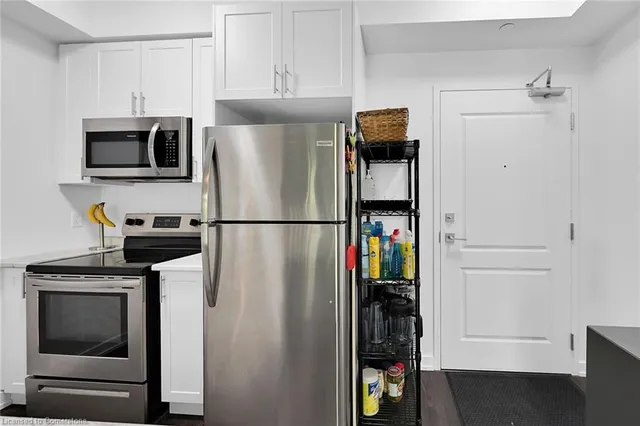 Additional property image - 125 Shoreview Pl Unit 114