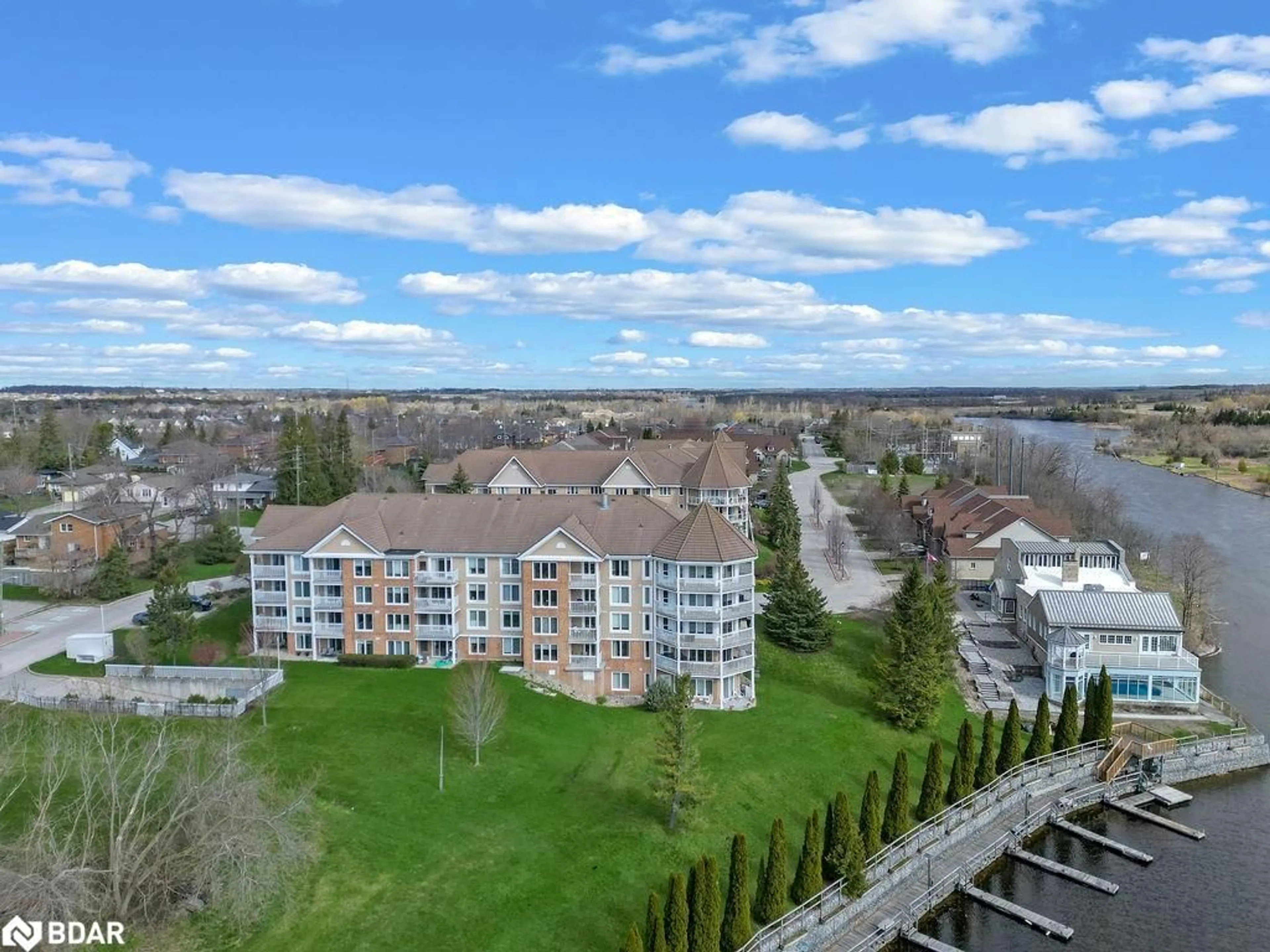 A pic from exterior of the house or condo, the front or back of building for 50 Rivermill Blvd #204, Lindsay Ontario K9V 6C1