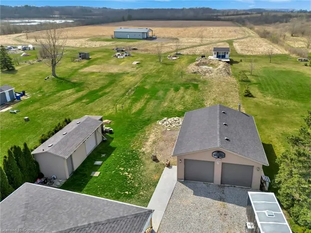 Additional property image - 565 Second Rd