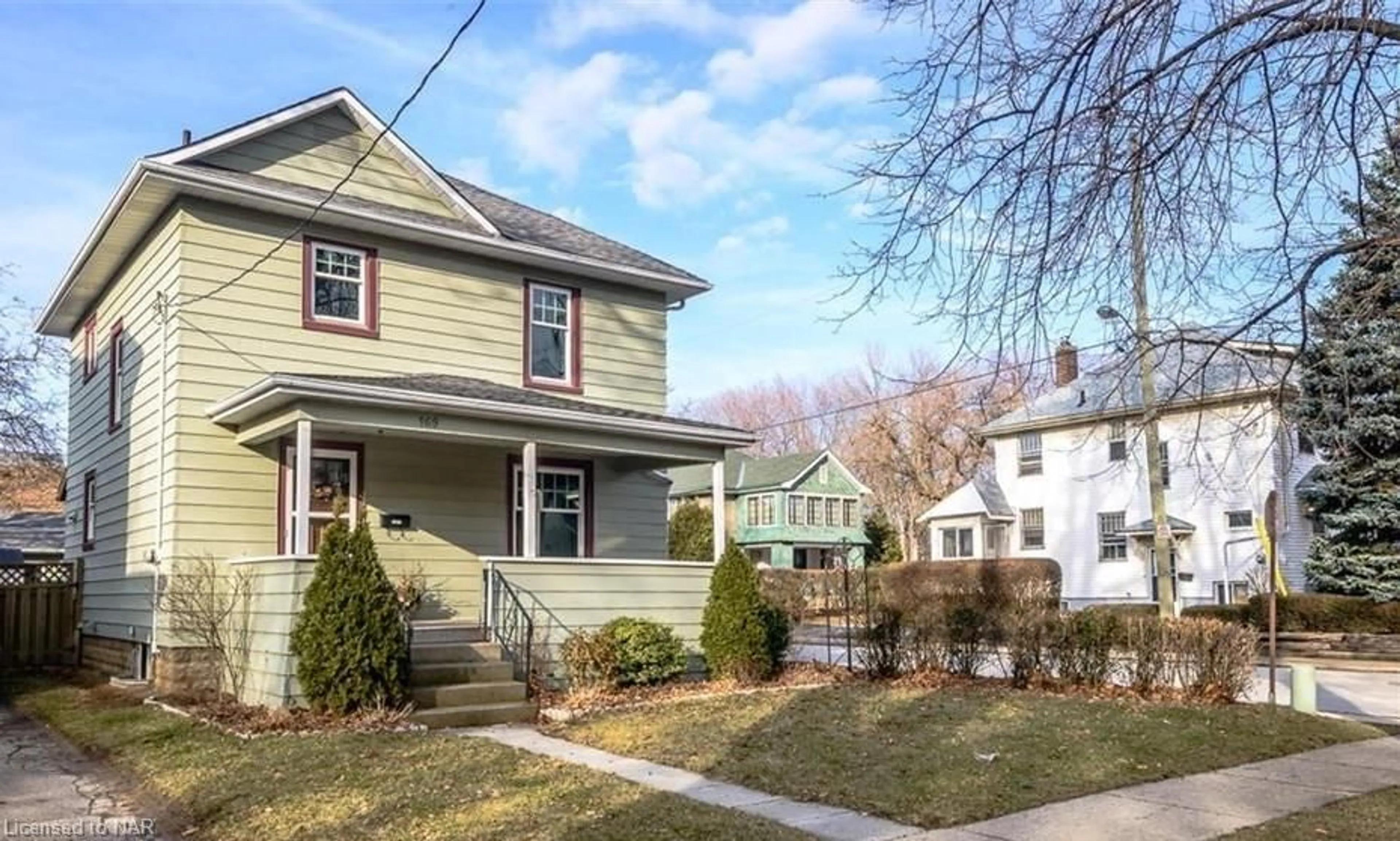 Frontside or backside of a home, cottage for 169 Russell Ave, St. Catharines Ontario L2R 1W5