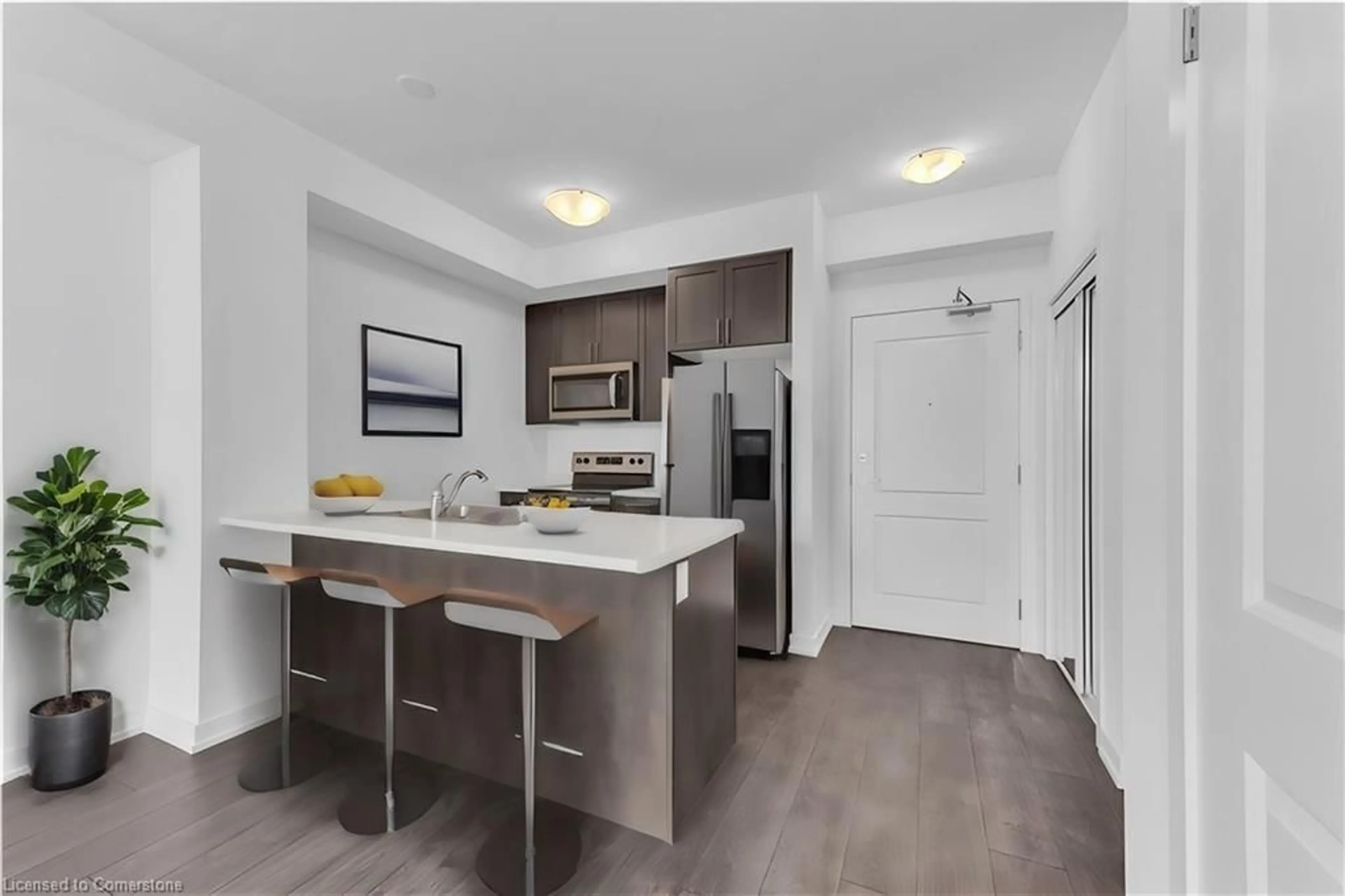 Open concept kitchen for 460 Dundas St #308, Waterdown Ontario L0R 2H4