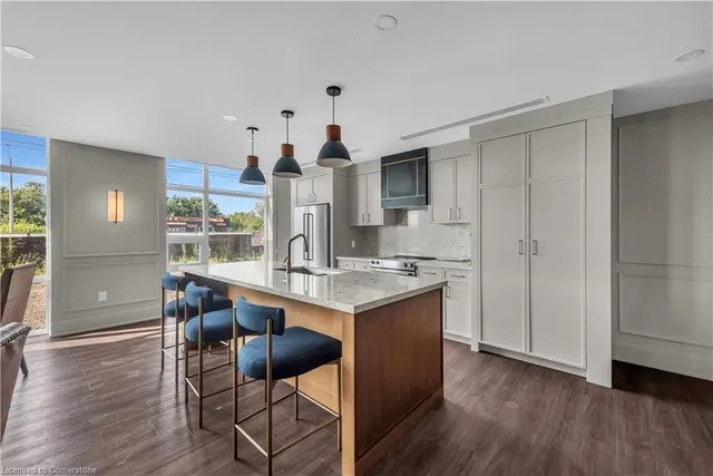 Additional property image - 460 Dundas St Unit 308