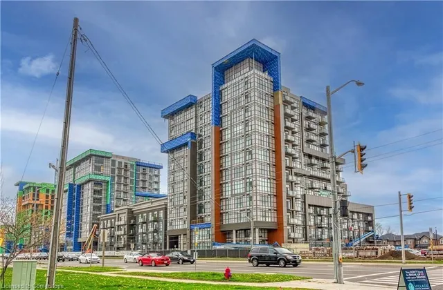 Additional property image - 460 Dundas St Unit 308