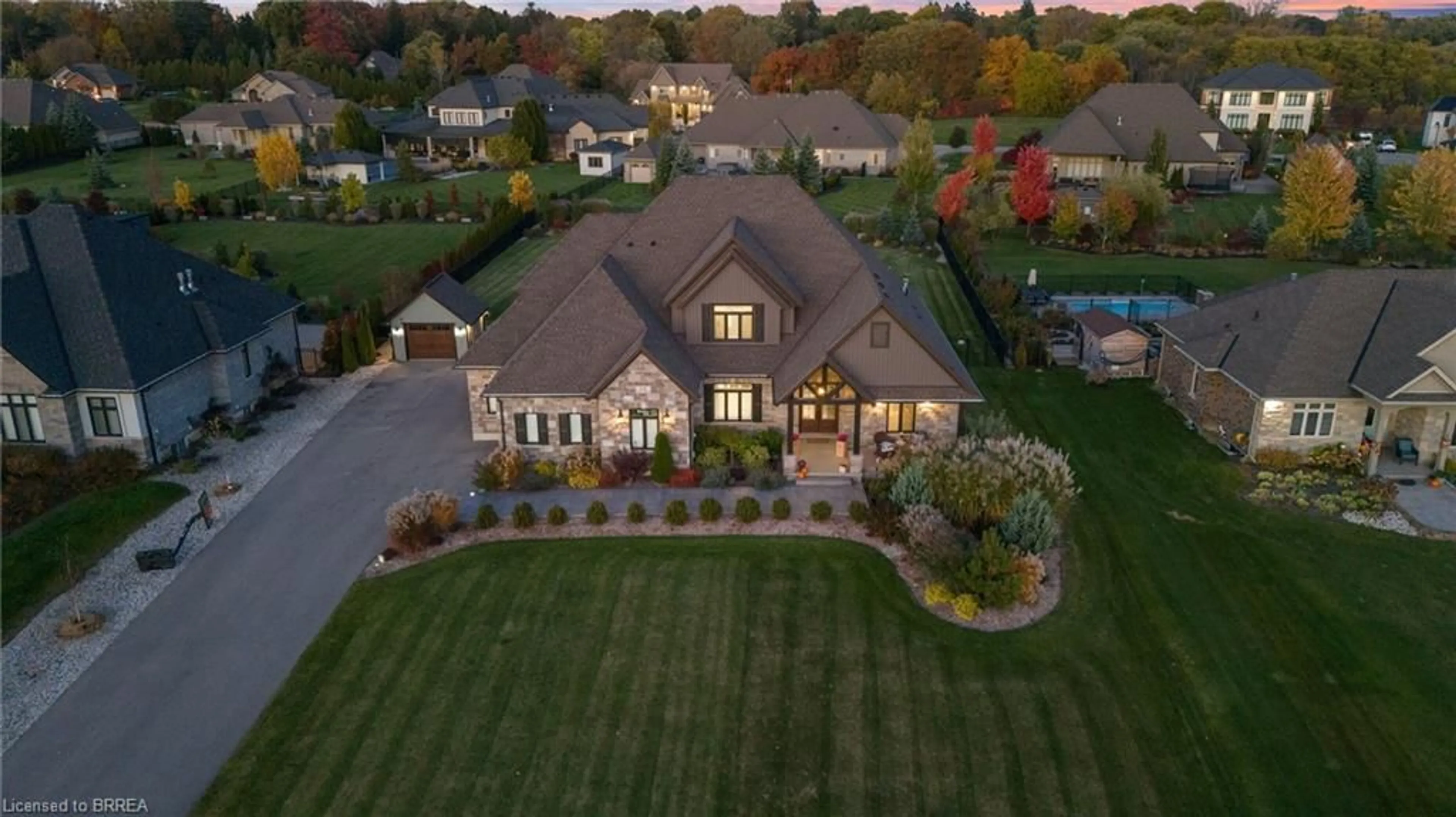 Frontside or backside of a home, cottage for 24 Tedley Blvd, Brantford Ontario N3T 0E3