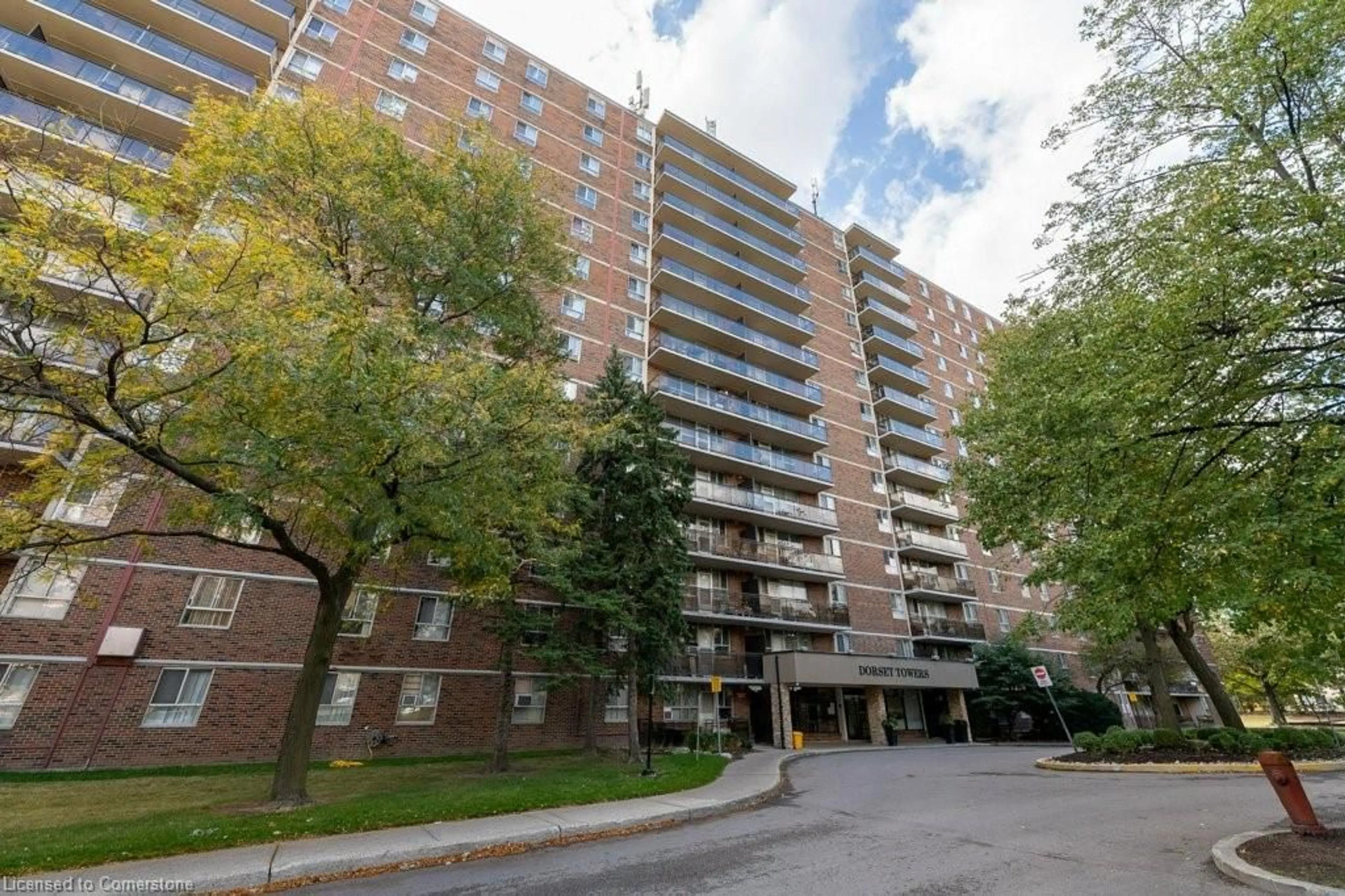 A pic from exterior of the house or condo, the front or back of building for 1950 Kennedy Rd #912, Scarborough Ontario M1P 4S9