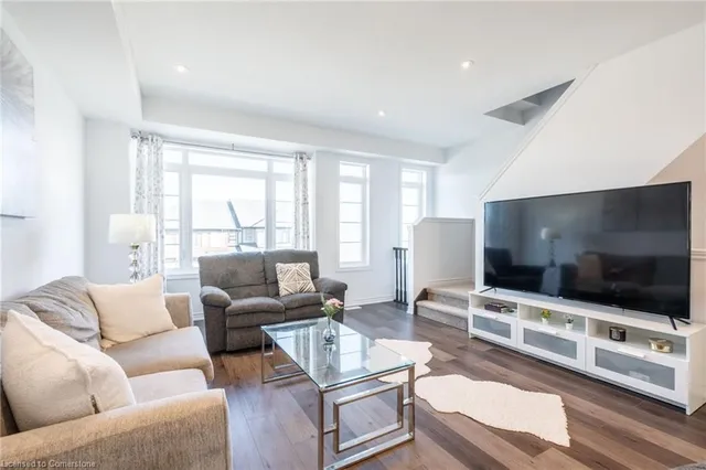 Additional property image - 61 Soho Street St Unit 68