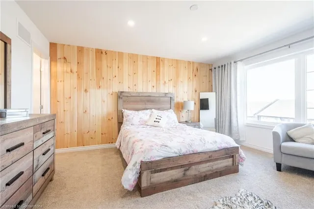 Additional property image - 61 Soho Street St Unit 68