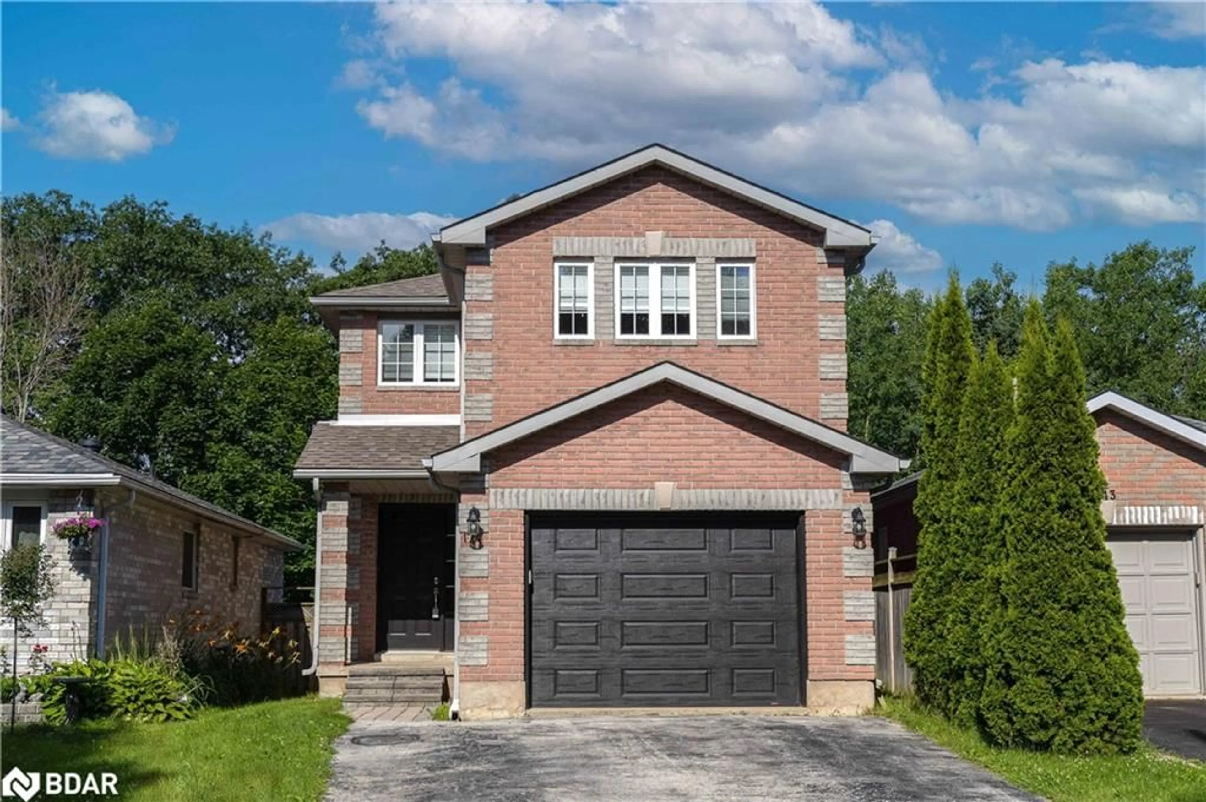 Home with brick exterior material for 141 Benson Dr, Barrie Ontario L4N 7Y3