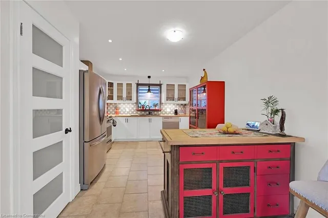 Additional property image - 115 Provident Way