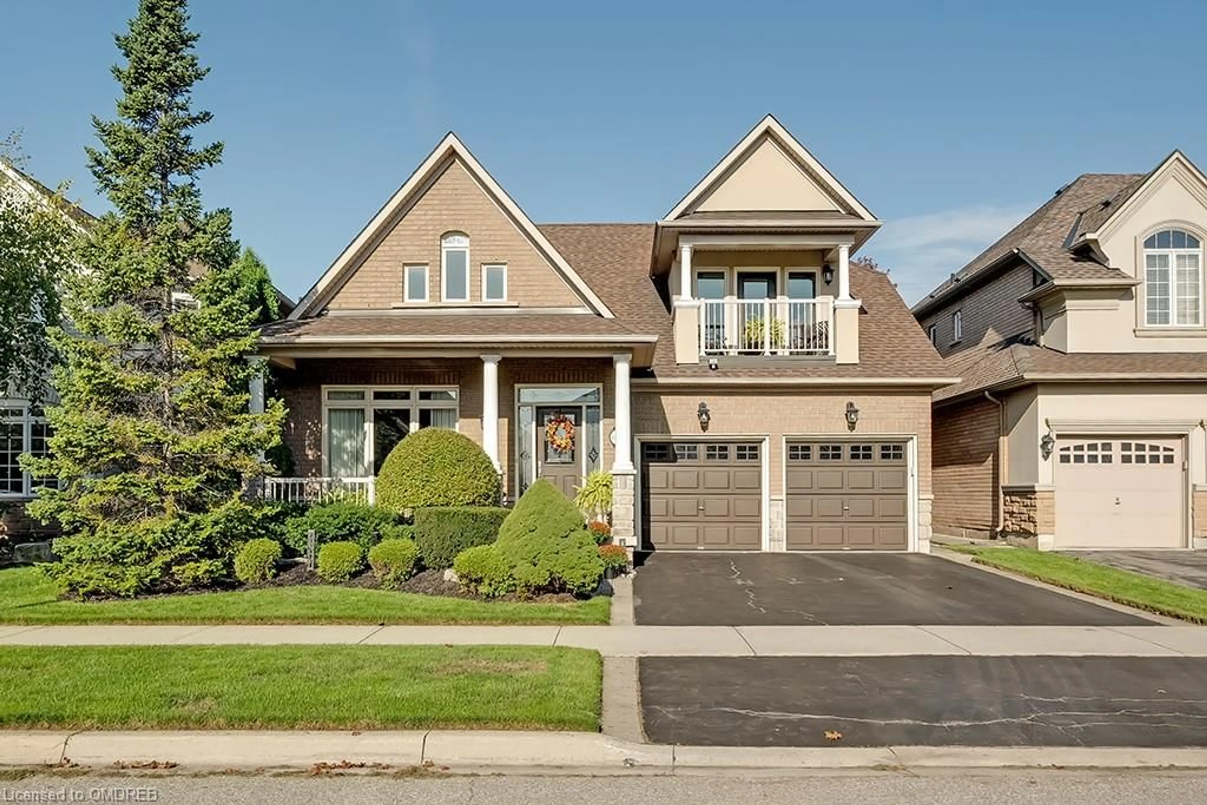 Frontside or backside of a home, cottage for 3329 Springflower Way, Oakville Ontario L6L 6V1