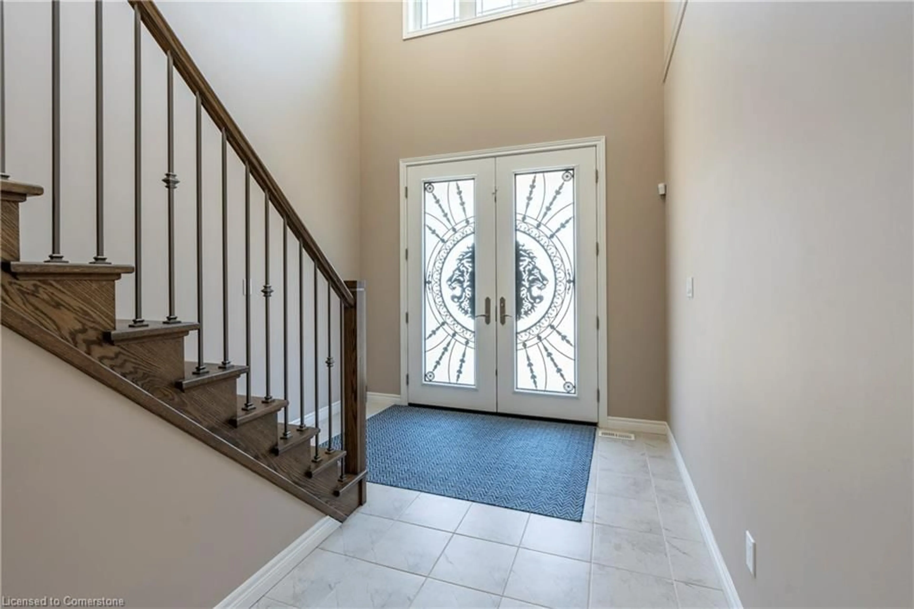 Indoor foyer, wood floors for 176 Dallan Drive Dr, Guelph Ontario N1L 1H1