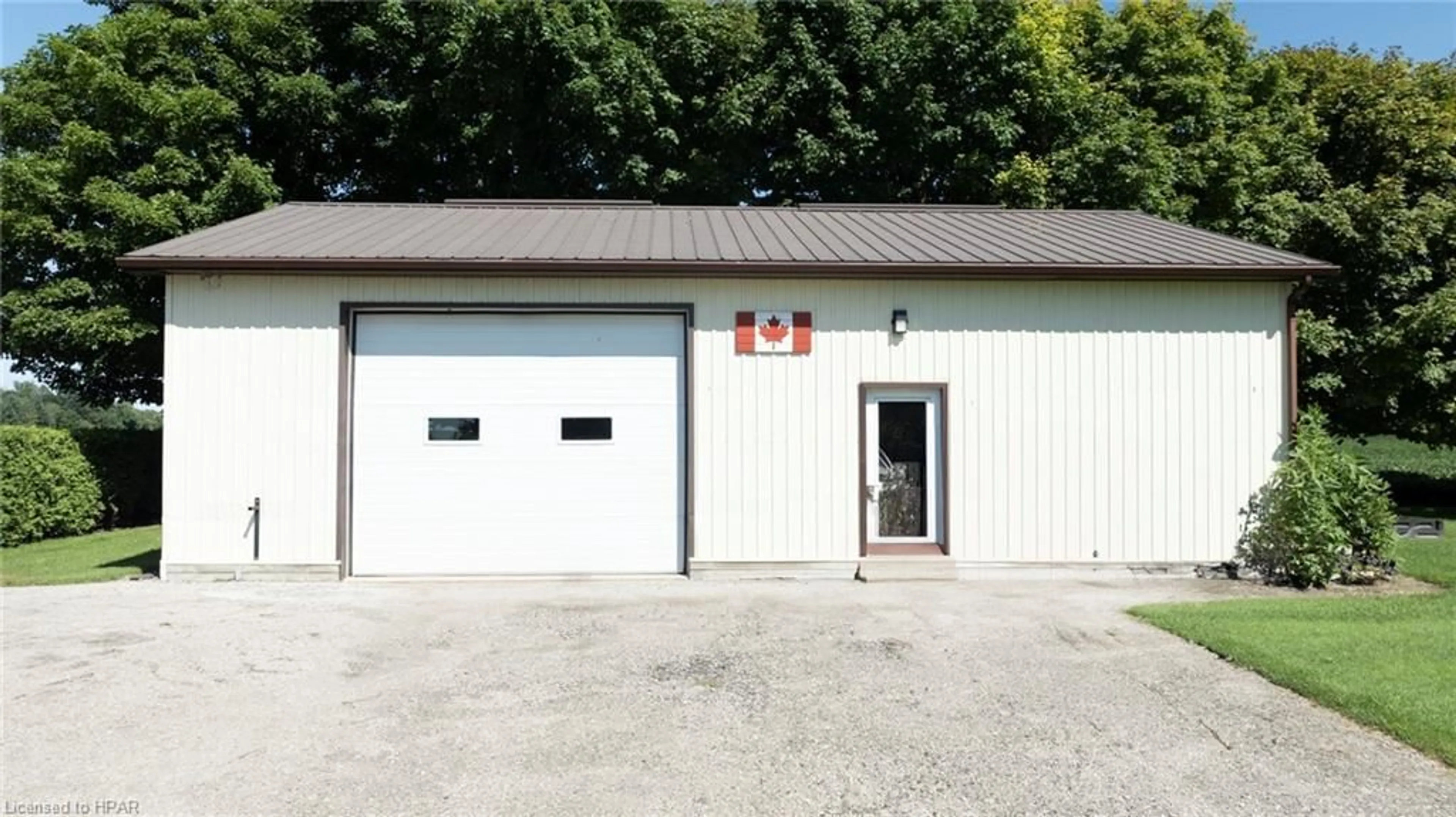 Indoor garage, cement floor for 922957, ROAD 92 Oxford Road, Medina Ontario N0M 2G0