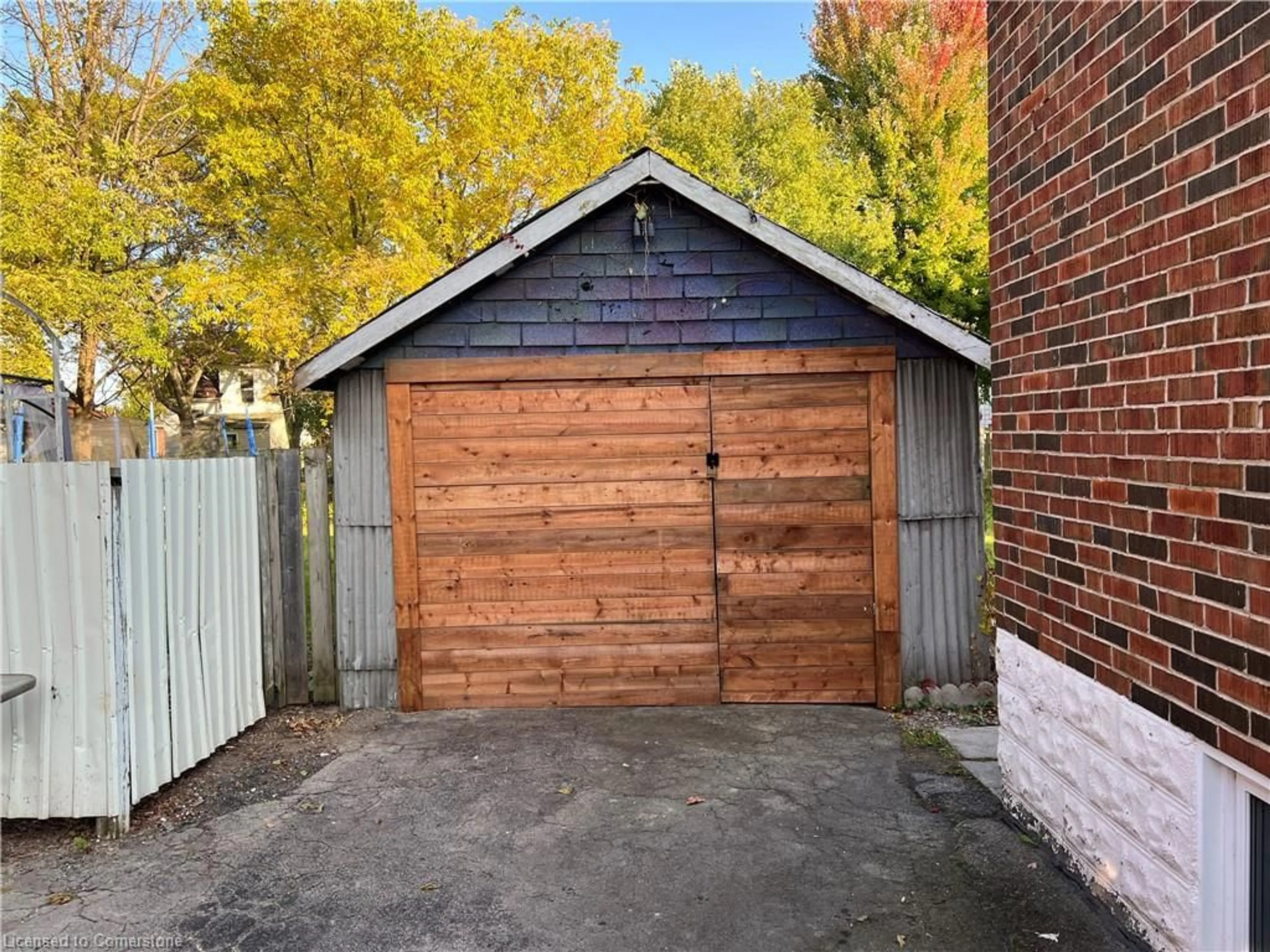 Shed for 25 West 3rd St, Hamilton Ontario L9C 3J8