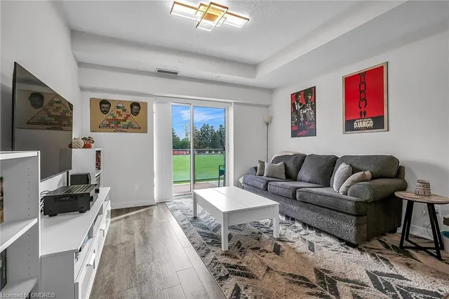 Additional property image - 16 Markle Cres Unit 303