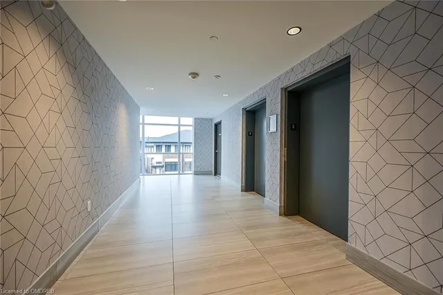 Additional property image - 16 Markle Cres Unit 303