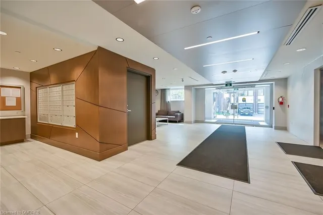 Additional property image - 16 Markle Cres Unit 303