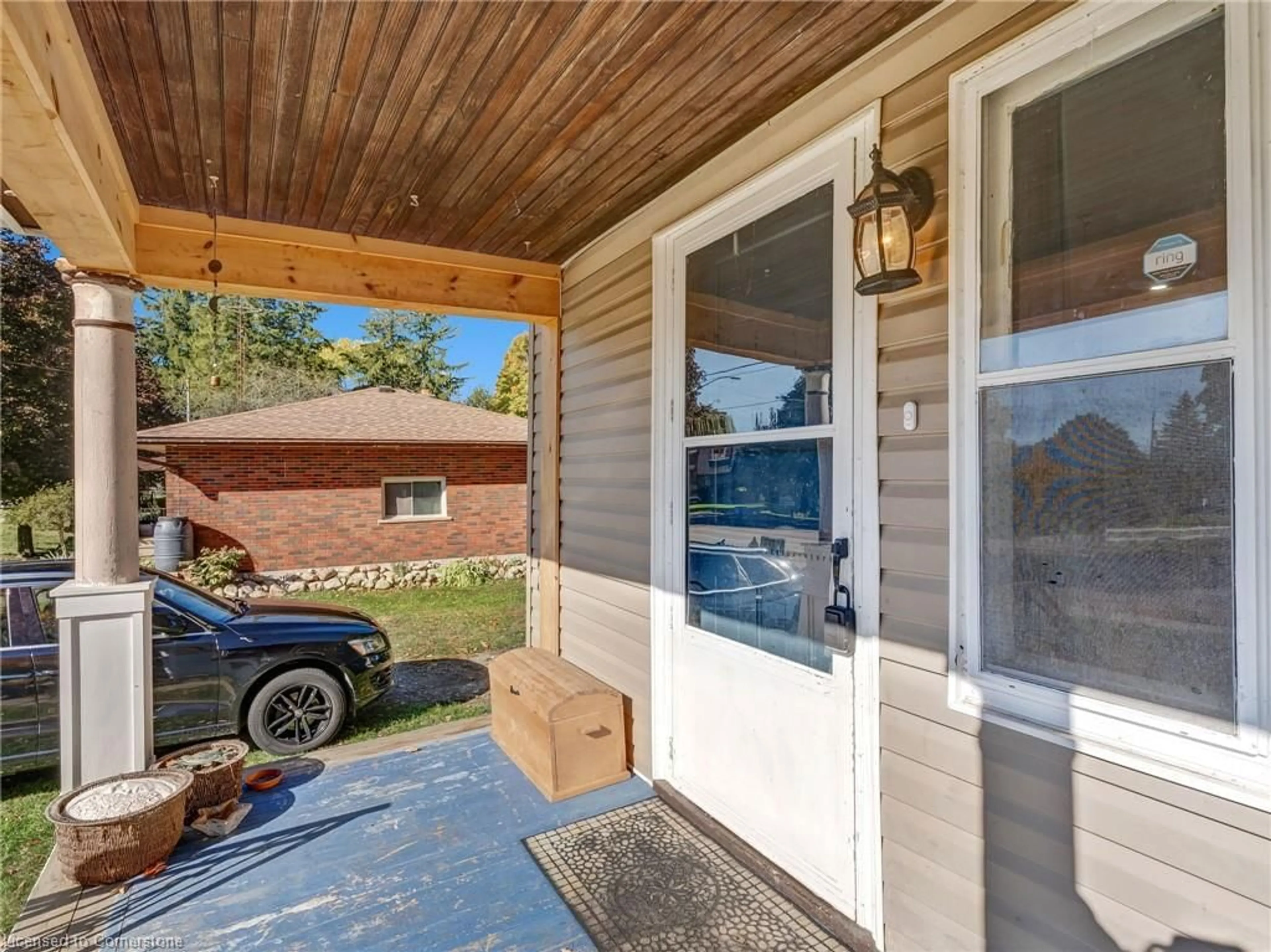 Indoor entryway, wood floors for 298 Main St, Otterville Ontario N0J 1R0