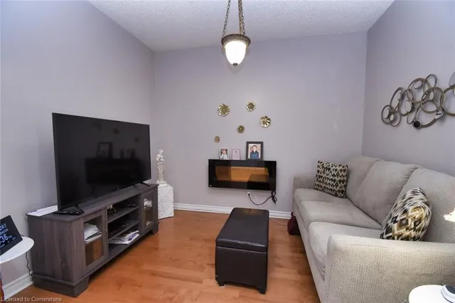 Additional property image - 3000 Creekside Dr Unit 604