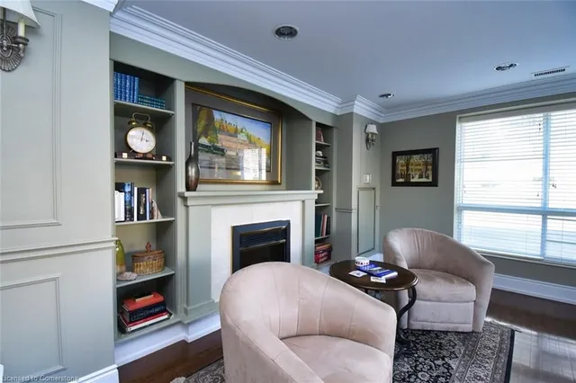Additional property image - 3000 Creekside Dr Unit 604