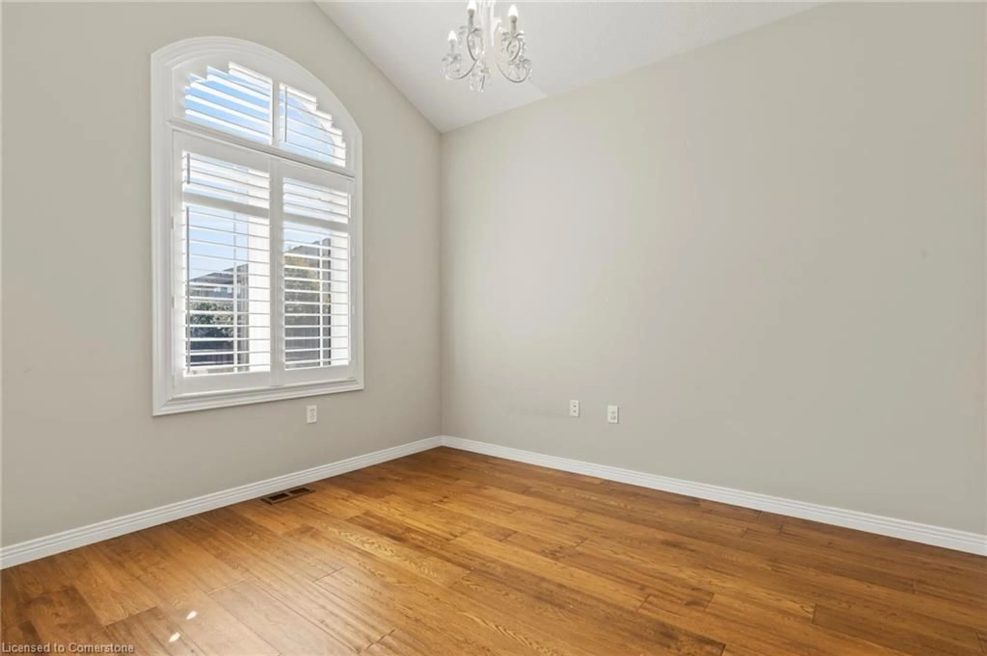 A pic of a room, wood floors for 28 Geranium Ave, Hamilton Ontario L0R 1P0