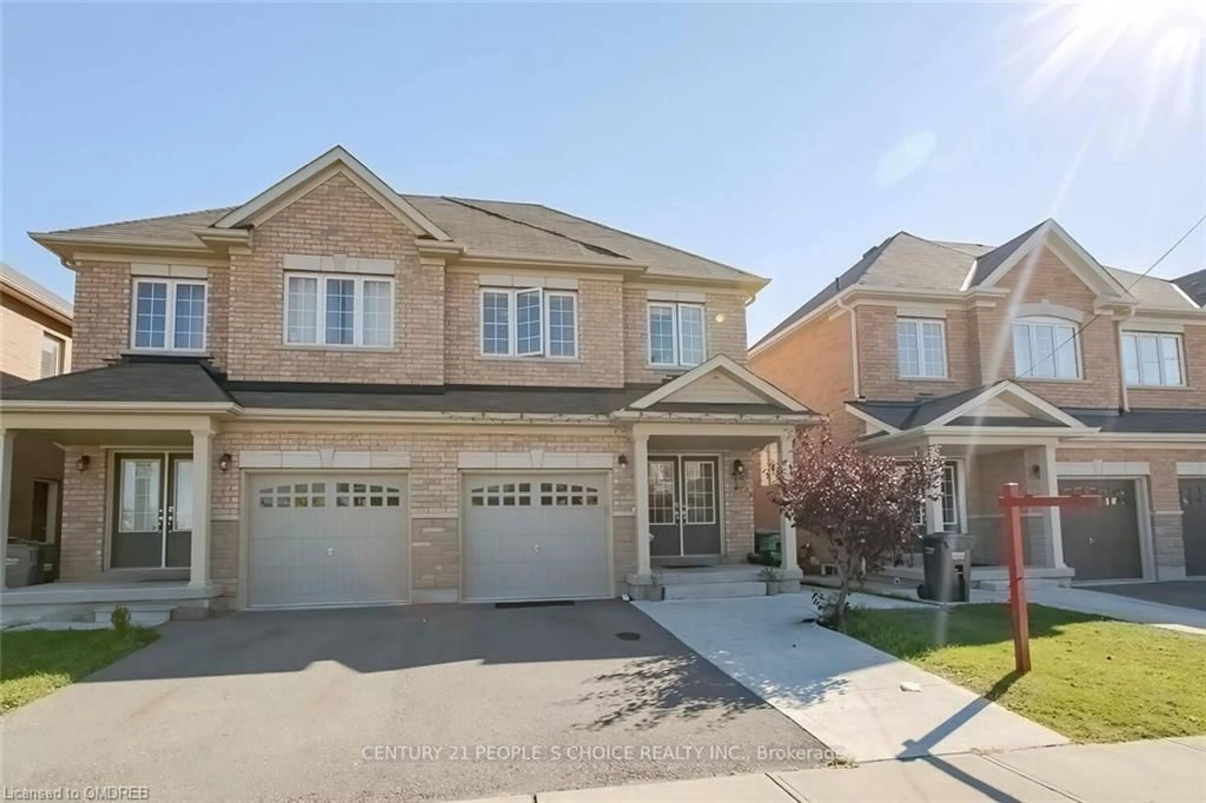 Frontside or backside of a home, the street view for 58 Lanark Circle, Brampton Ontario L6X 5L3