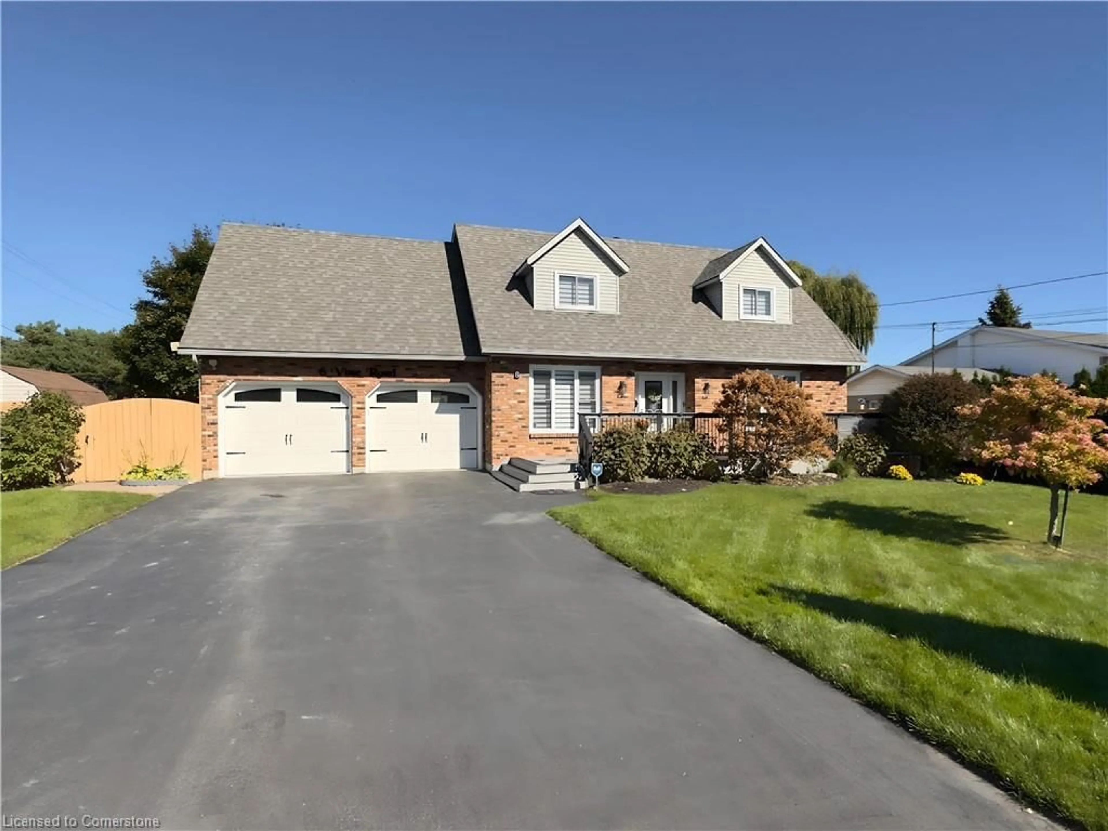 Frontside or backside of a home, the street view for 6 Vine Rd, Grimsby Ontario L3M 5A2