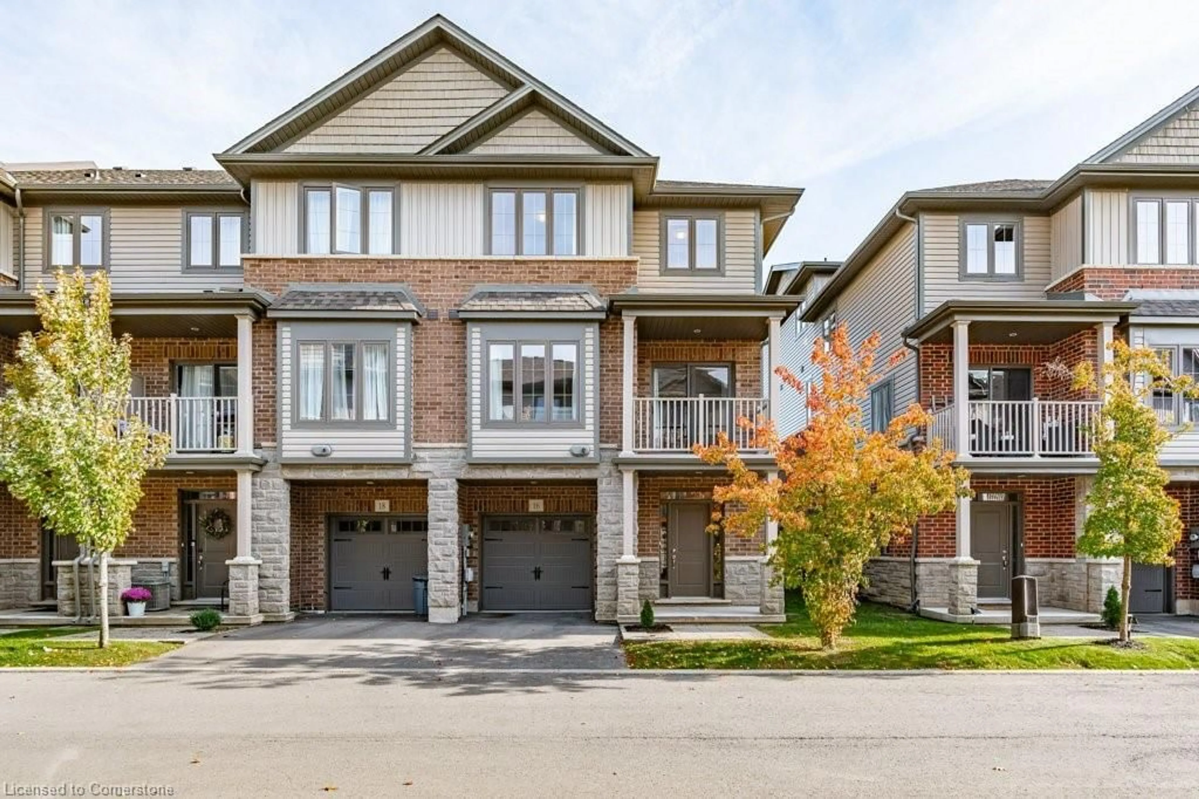 A pic from exterior of the house or condo, the street view for 16 Ridgeside Lane, Waterdown Ontario L8B 1W5