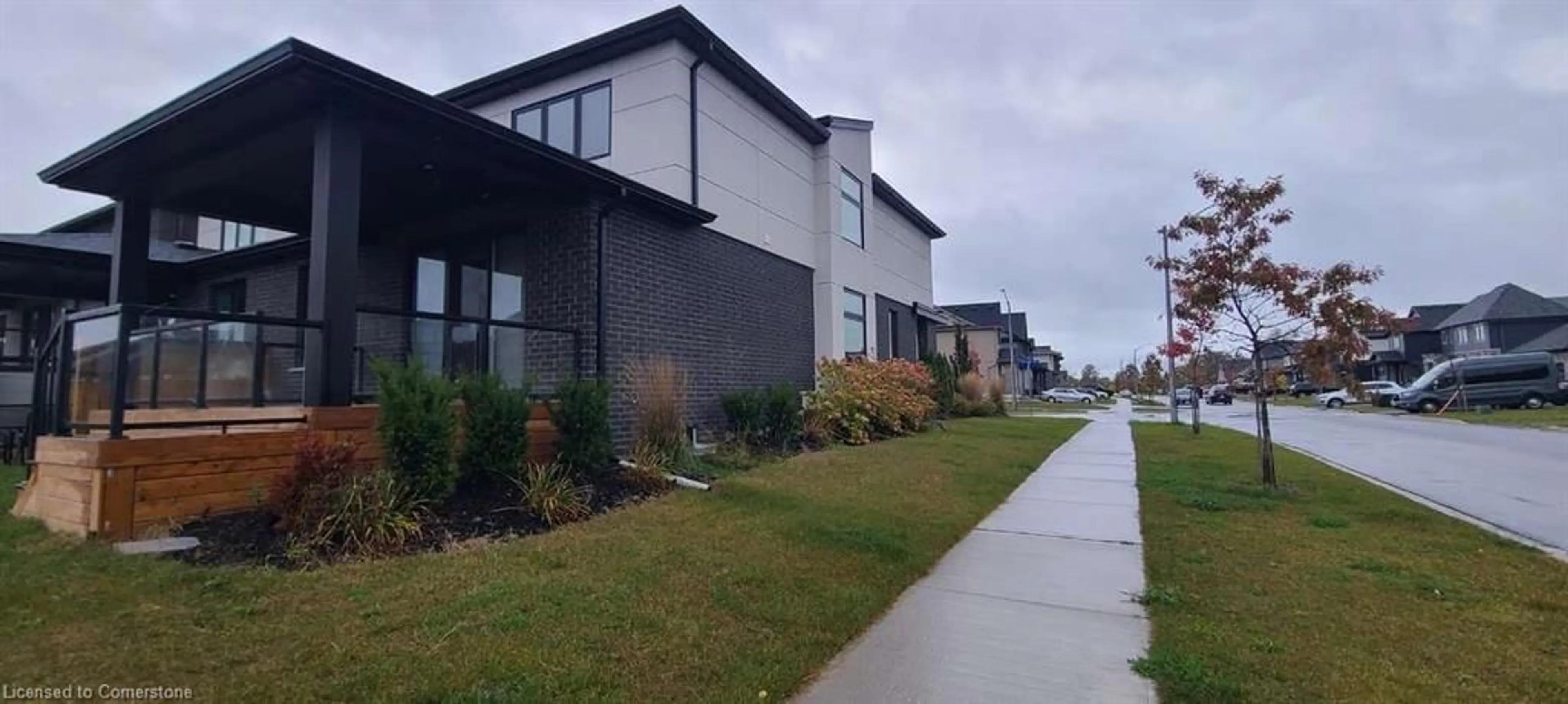 Frontside or backside of a home, the street view for 3901 Mitchell Cres, Fort Erie Ontario L0S 1S0